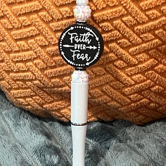 Handmade Other - Inspirational 'Faith Over Fear' Pen - Black and White